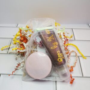 pecans and cream lip set